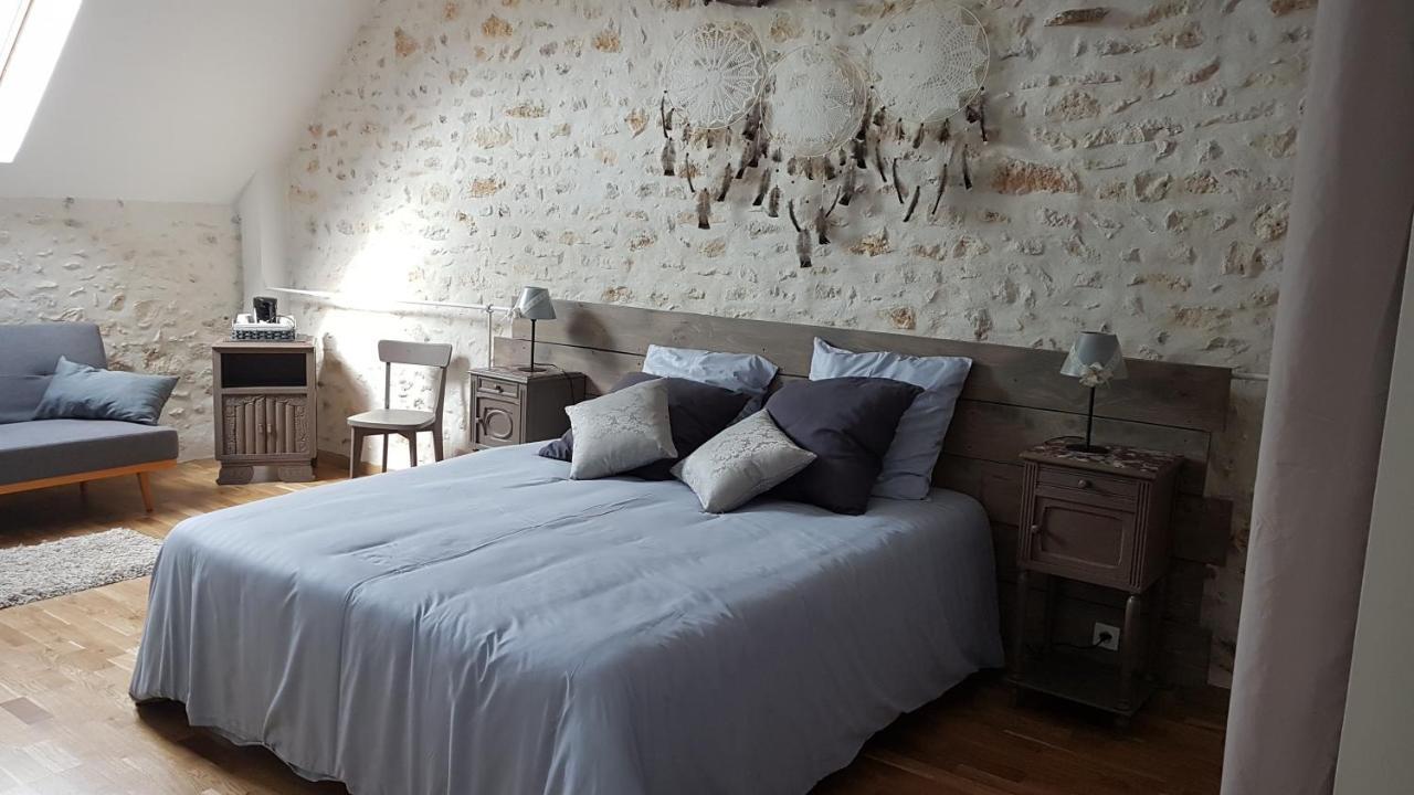 Le Pre De La Rue Bed and Breakfast Bouesse Exteriör bild